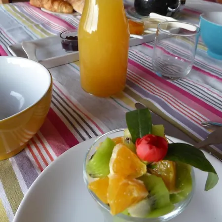 A La Maison Jaune Nantes