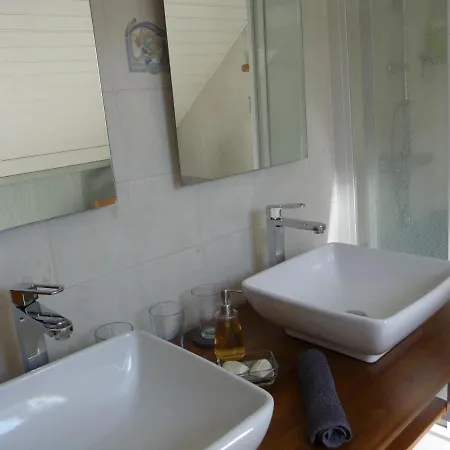 A La Maison Jaune 2* Ναντ